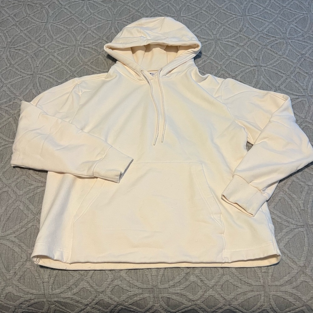 Athleta cream/white hoodie sweatshirt M